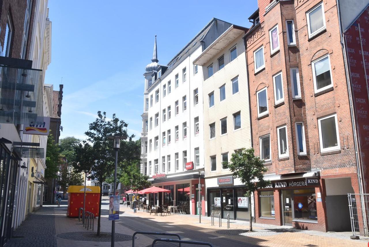 Fewo1846 - Angelburg - Komfortable Wohnung Im Stadtzentrum Фленсбург Екстер'єр фото